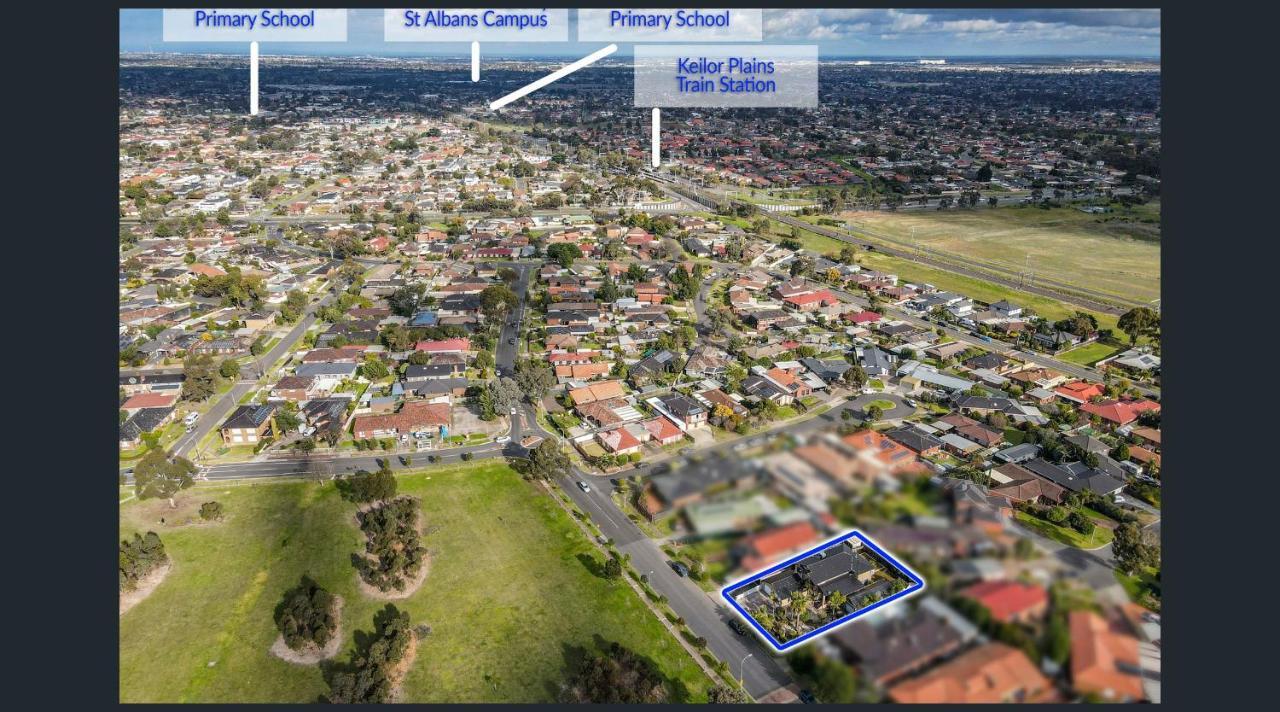 12 Mins To Mel Airport-Good Wood House Apartment St Albans Bagian luar foto