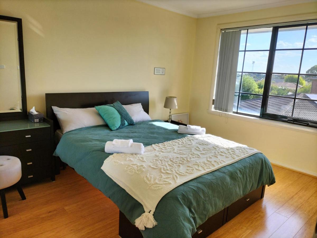 12 Mins To Mel Airport-Good Wood House Apartment St Albans Bagian luar foto